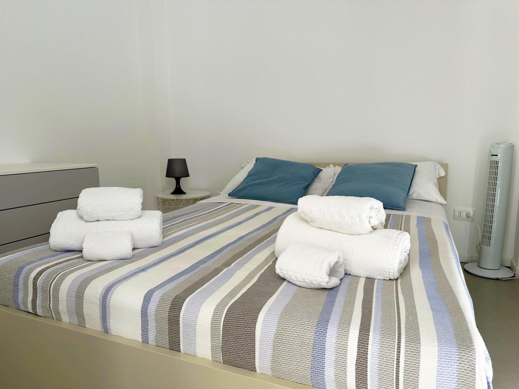 마리나디라구사 Portosalvo Holiday House 빌라 외부 사진